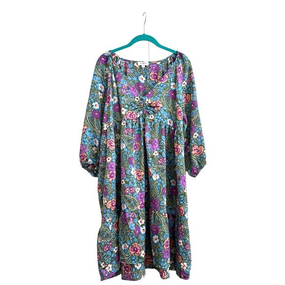 Umgee Dresses & Skirts - Umgee Multicolor Floral/ Paisley Knee Length Dress with Bishop Statement Sleeves
